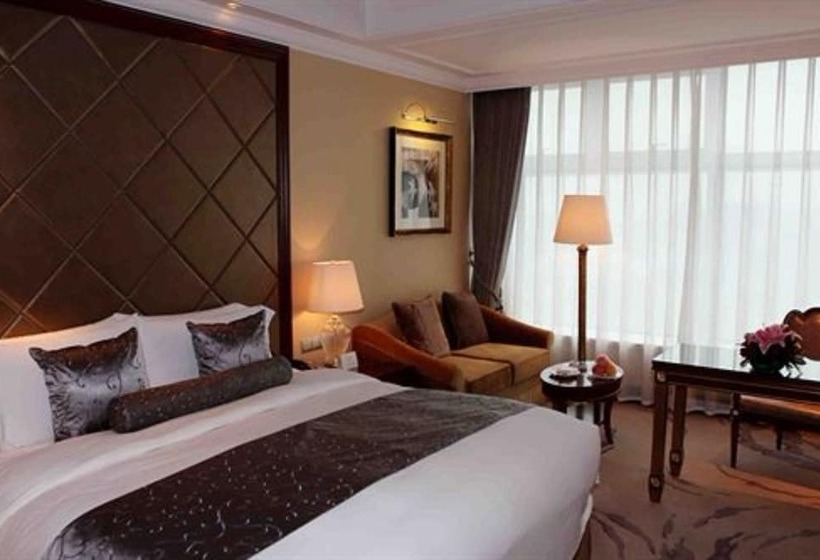Номер Deluxe, Liaoning International