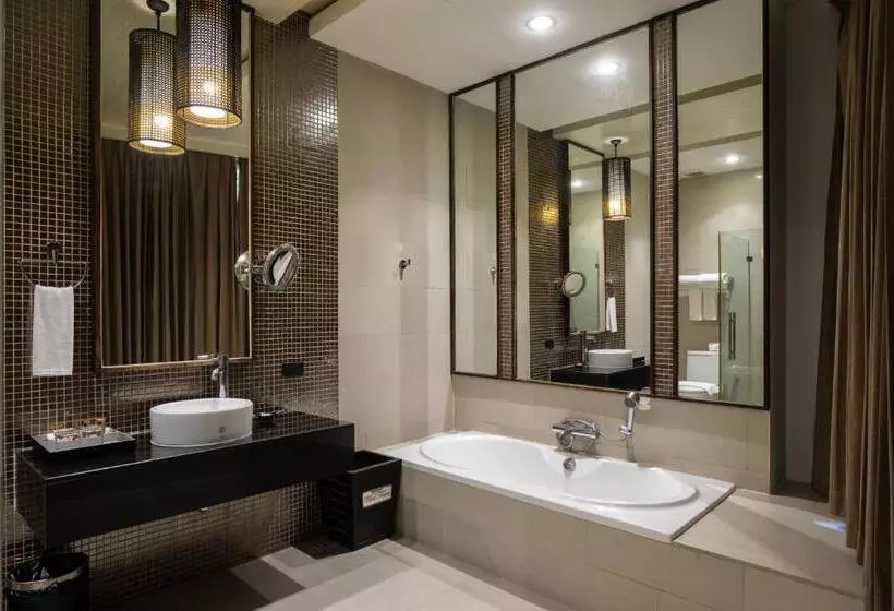 اتاق پرمیوم, De Chai Colonial Hotel & Spa   Sha Plus