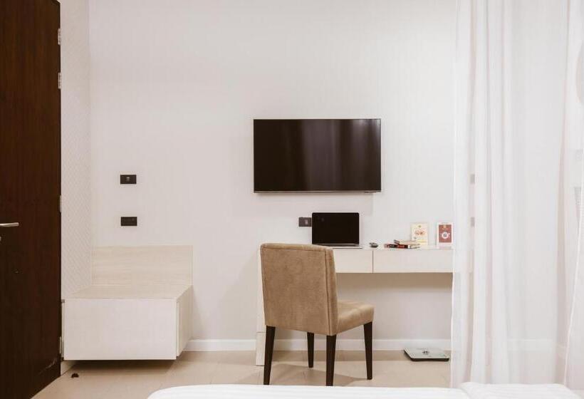 Номер Премиум, De Chai Colonial Hotel & Spa Sha Plus