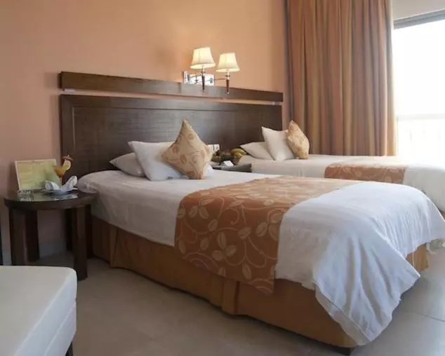 اتاق پرمیوم با چشم‌انداز دریا, Dead Sea Spa