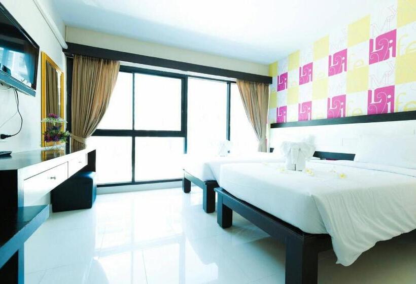 חדר סטודיו סטנדרד, Neo