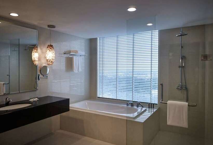 이그제큐티브 룸, Pullman Kuching