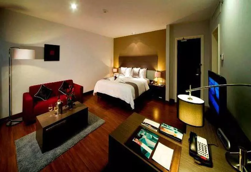 Executive Rum, Pullman Kuching