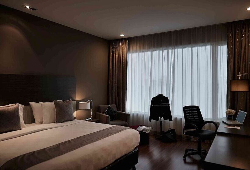 이그제큐티브 룸, Pullman Kuching