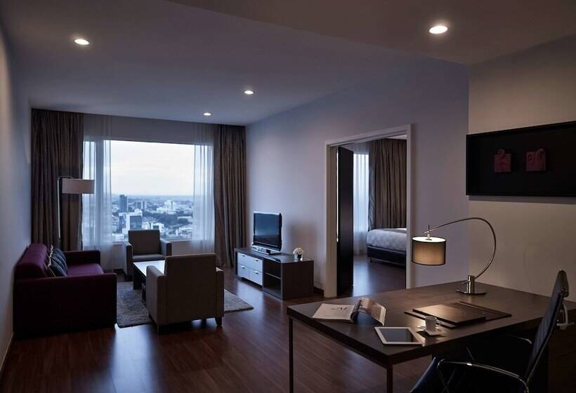 이그제큐티브 스위트, Pullman Kuching