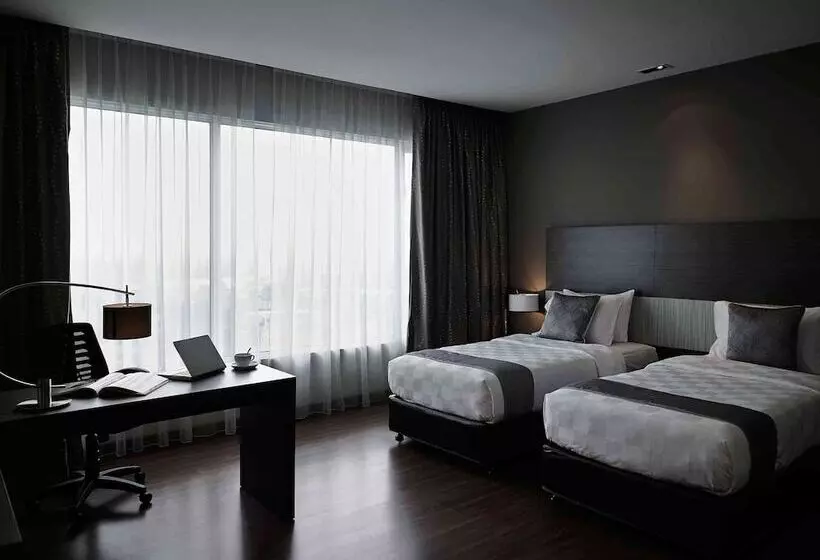 Executive Rum, Pullman Kuching