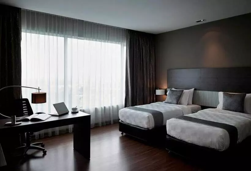 Deluxe Rum, Pullman Kuching