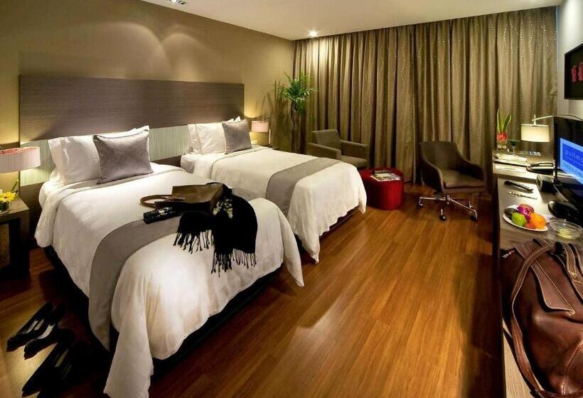 이그제큐티브 룸, Pullman Kuching