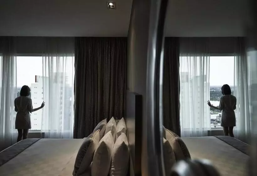 Executive Svit, Pullman Kuching