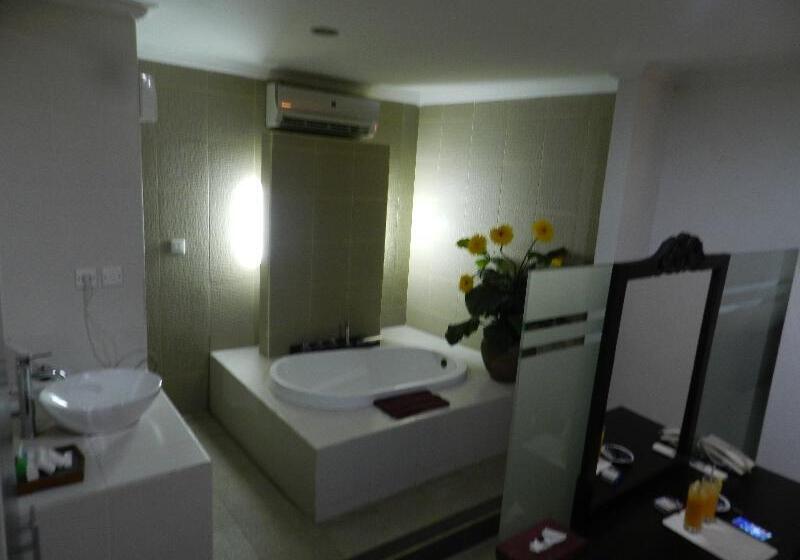 Семейный Номер, Puri Maharani Boutique