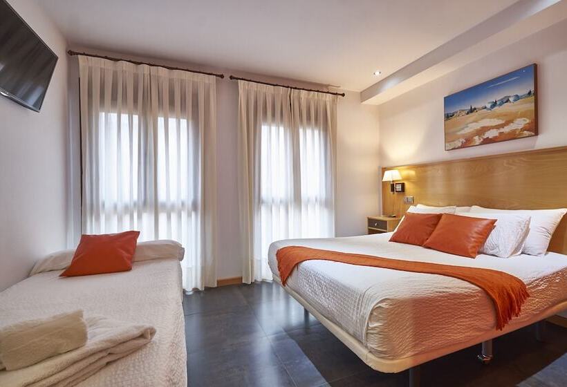 Habitación Familiar, Real De Illescas