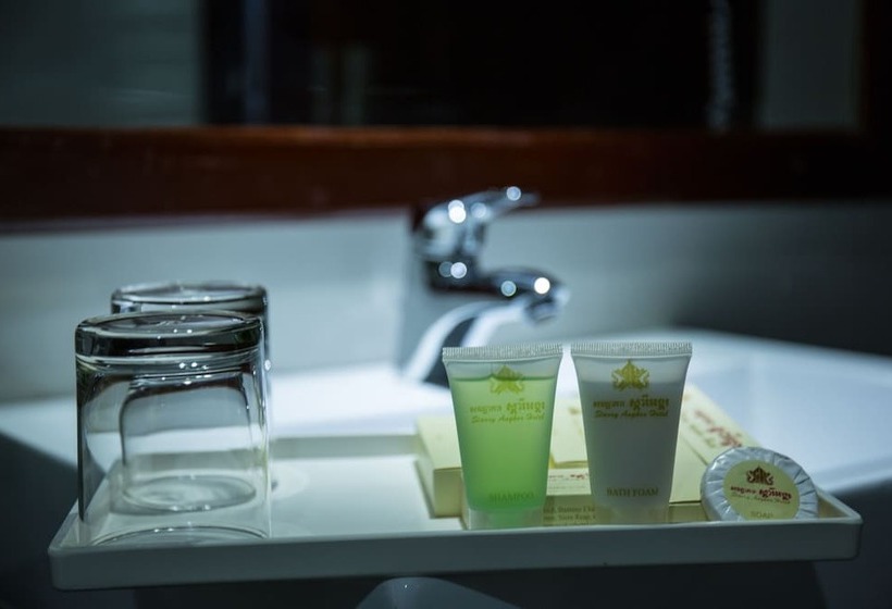 غرفة عائلية, Starry Angkor