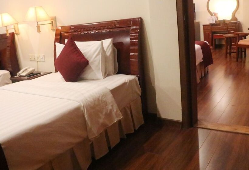 غرفة عائلية, Starry Angkor