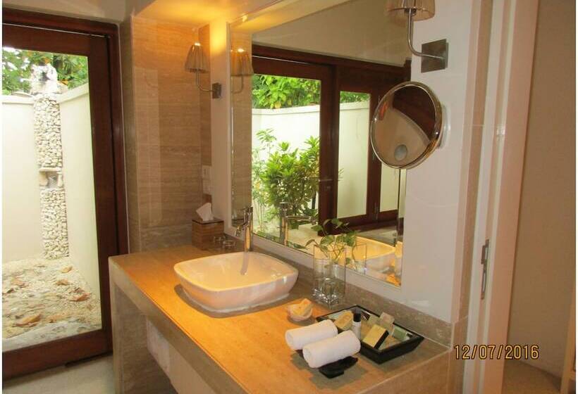 ویلای لوکس 1 خوابه, Taj Coral Reef Resort & Spa