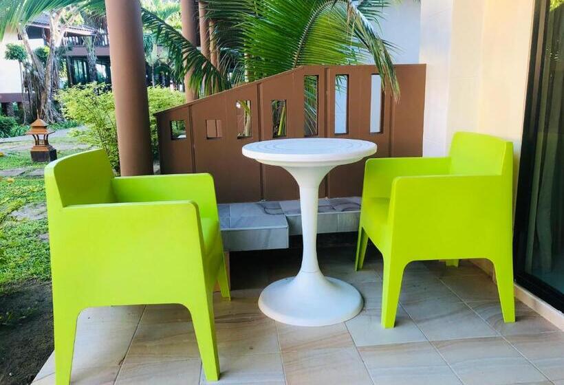 디럭스 방갈로, Phi Phi Villa Resort Sha Extra Plus