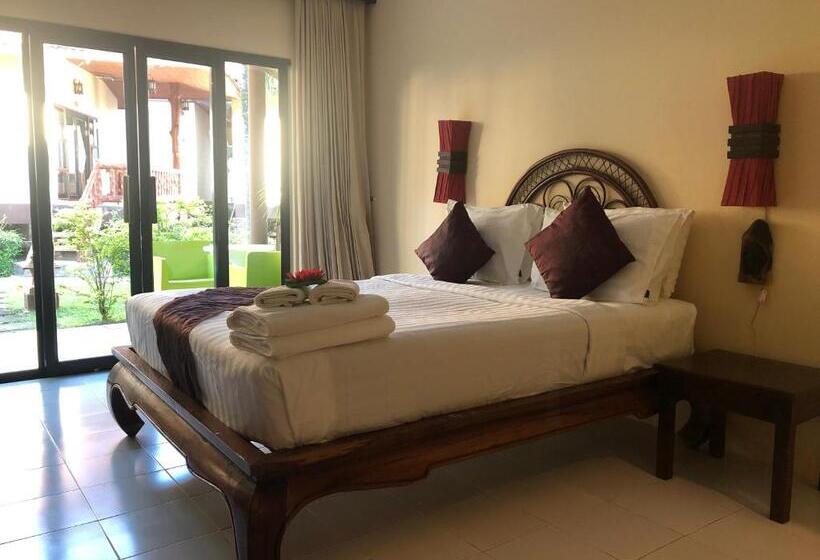 디럭스 방갈로, Phi Phi Villa Resort Sha Extra Plus