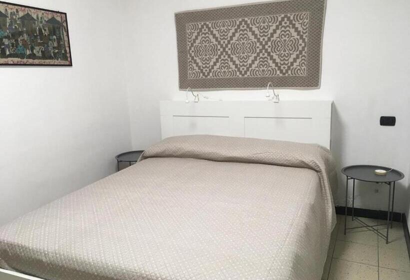 Номер Стандарт, B&b Juighissa Leonora