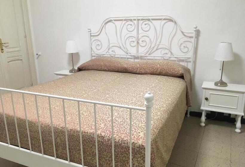 Номер Стандарт, B&b Juighissa Leonora