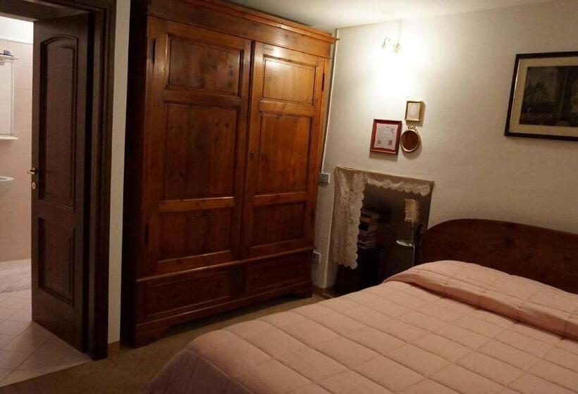 غرفة عائلية, B&b La Rocca