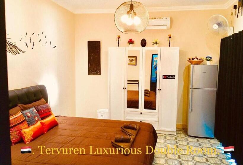 חדר דחוקס עם מיטת קינג, La Plume