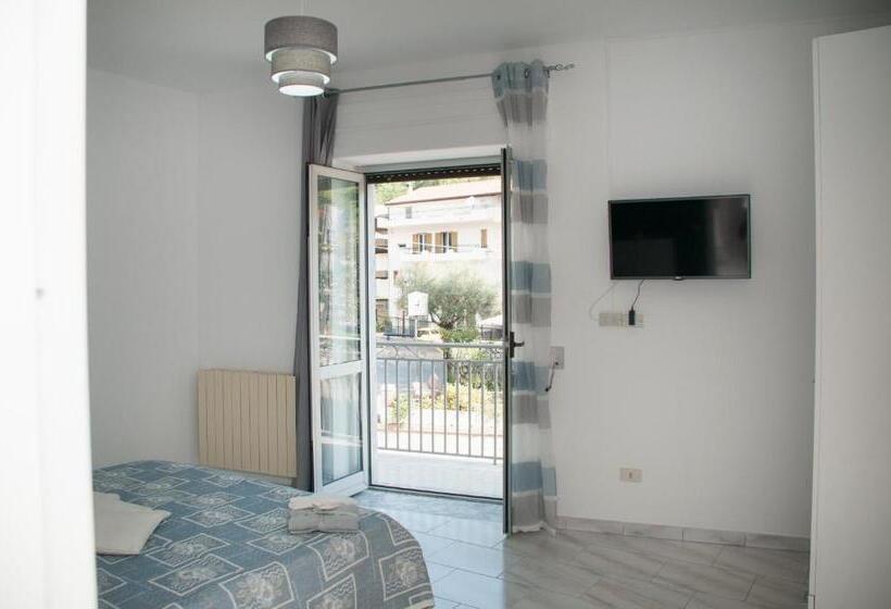 四人标准间, Bed And Breakfast Champagne