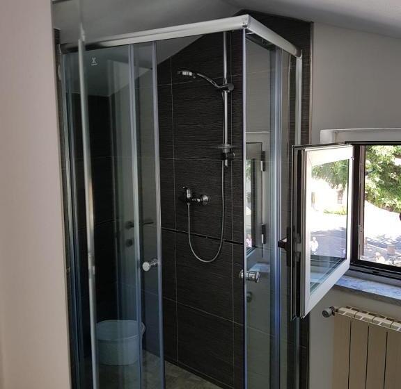 四人标准间, Bed And Breakfast Champagne