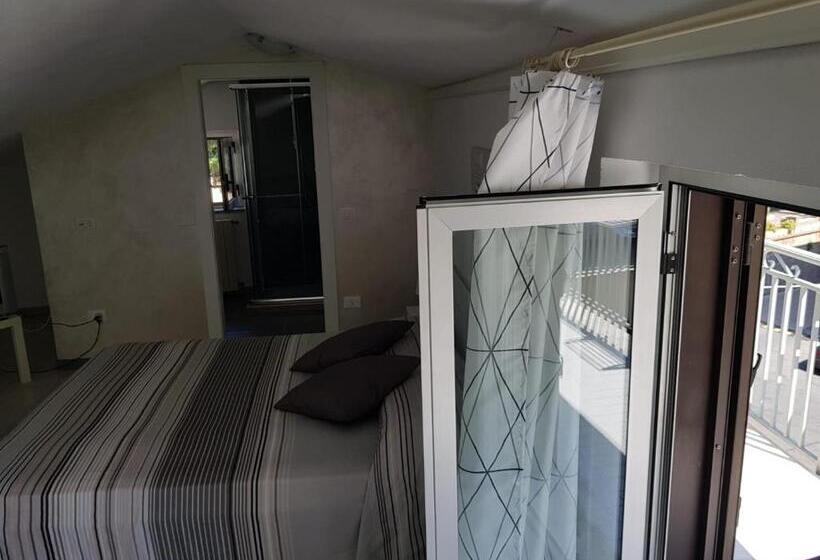 四人标准间, Bed And Breakfast Champagne