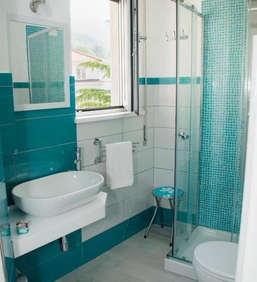 标准三人间, Bed And Breakfast Champagne