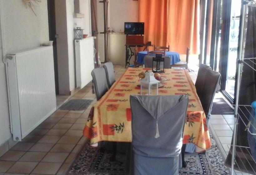 ガーデンビュースタンダードルーム, Chez Sylvie Et Jean Yves