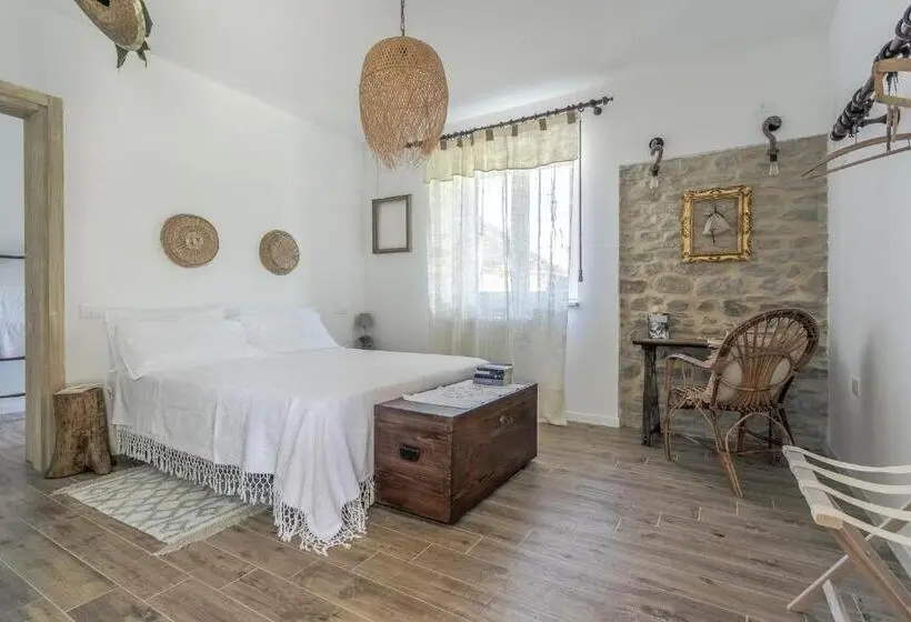 1ベッドルームハウス, Panfilo Farmhouse