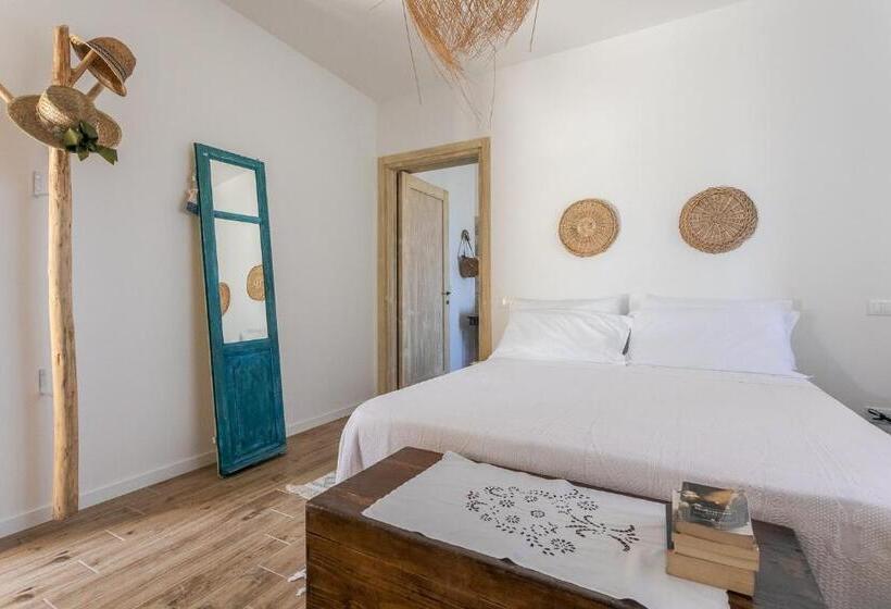 غرفة قياسية, Panfilo Farmhouse