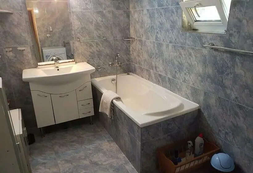 バス共有のスタンダードルーム, Casa Magnolia