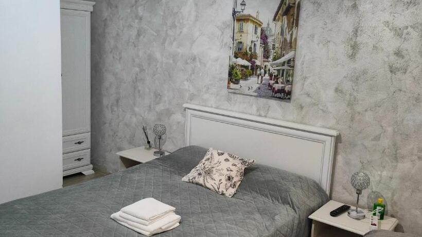 غرفة قياسية ثلاثية, Casa Magnolia