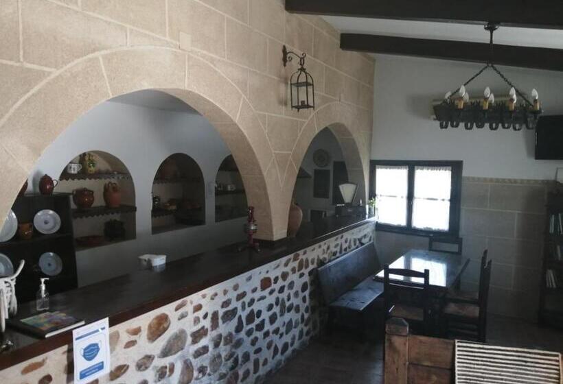 منزل غرفة نوم واحدة, La Pension Del Parador