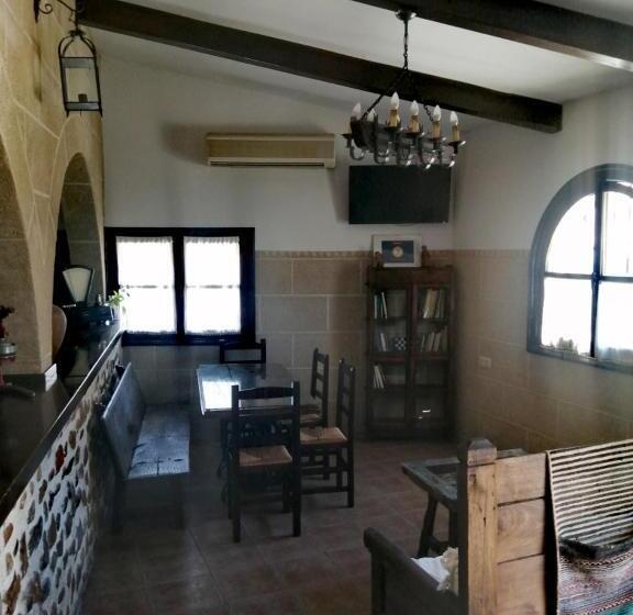 منزل غرفة نوم واحدة, La Pension Del Parador