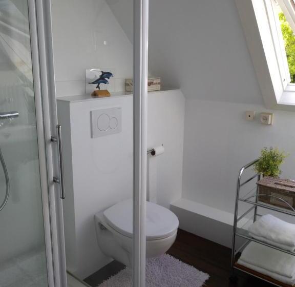 패밀리 룸, Albatros