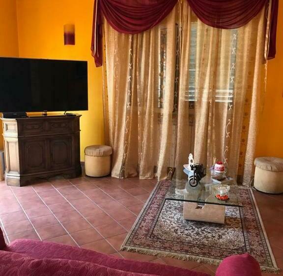 اتاق استاندارد, Mirella S House Viaverona