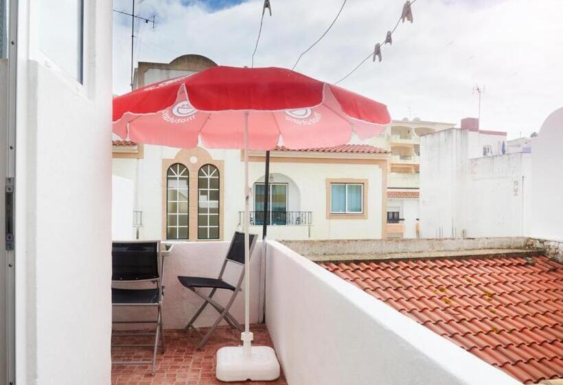 家庭工作室, O Quintal Guesthouse