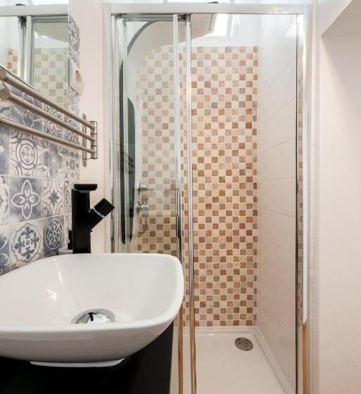 اتاق استاندارد یک نفره, O Quintal Guesthouse