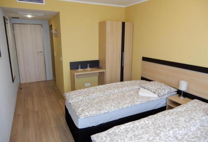 스탠다드 룸, Rómahegy Rendezvényház