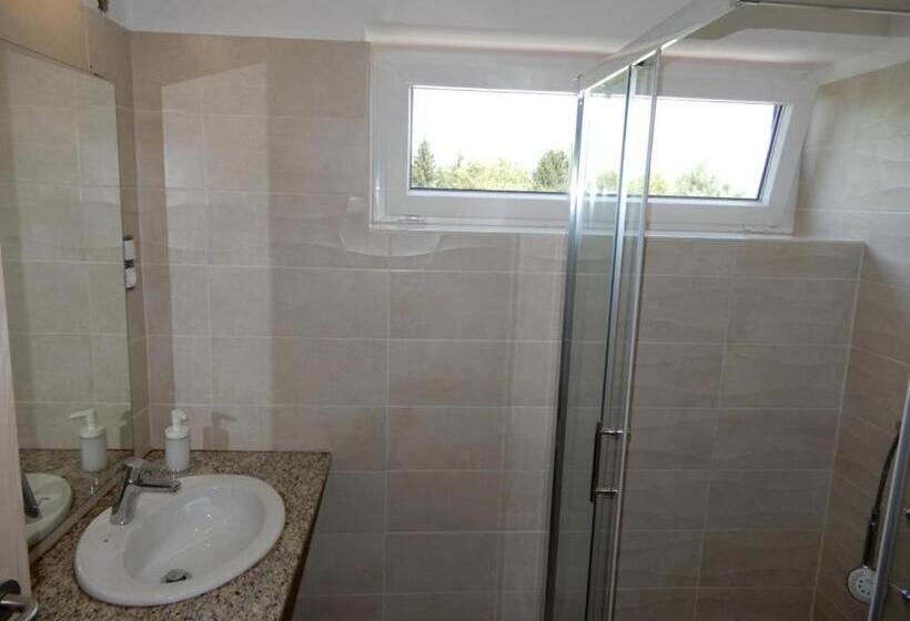 스탠다드 룸, Rómahegy Rendezvényház