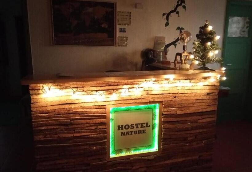 اتاق استاندارد با سرویس بهداشتی مشترک, Hostel Nature
