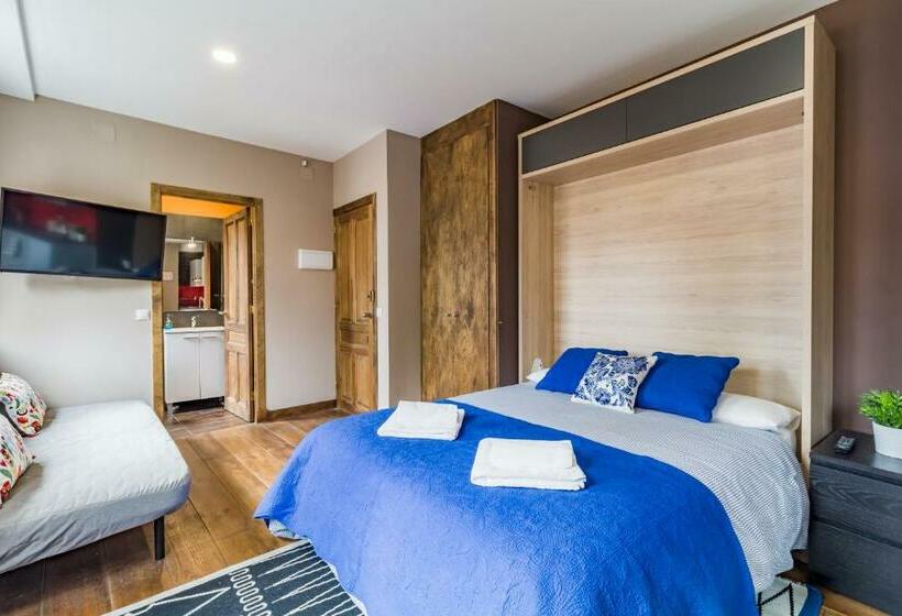 استودیوی استاندارد, La Arbolada