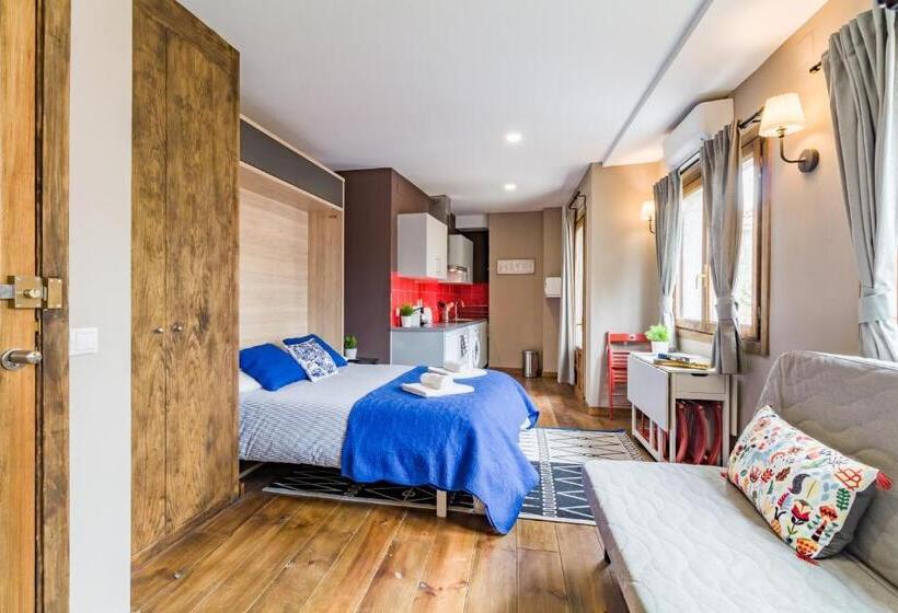 استودیوی استاندارد, La Arbolada