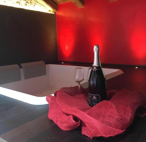 חדר סטנדרט לארבעה, Sotto Le Stelle