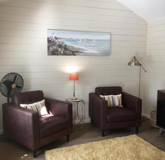 キングサイズベッドのスイートルーム, Willow House B&b