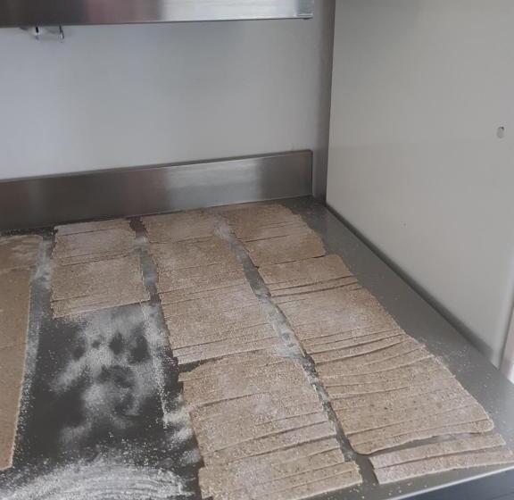 带共用浴室的标准房间, La Bola