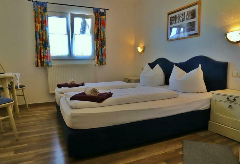 スタンダードルーム, Pension Adler