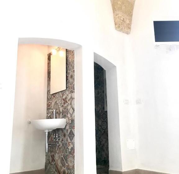 Suite 2 Dormitoris, Corte Scarcia