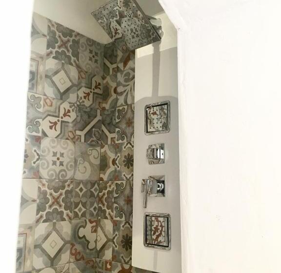 Suite 2 Dormitoris, Corte Scarcia